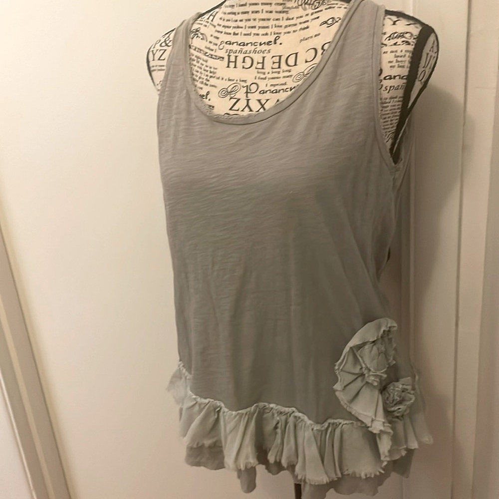 Beautiful gray J Crew tank